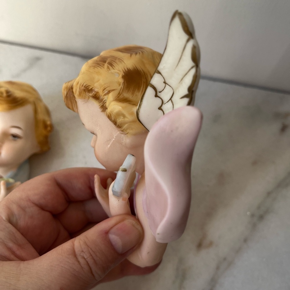 2 Vintage Napco Bisque Angel Cherubs Figure Wall Plaques Boy Girl 5” - Picture 7 of 10